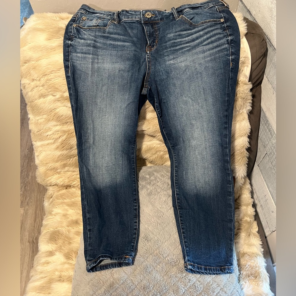 Torrid jeans size 16 short